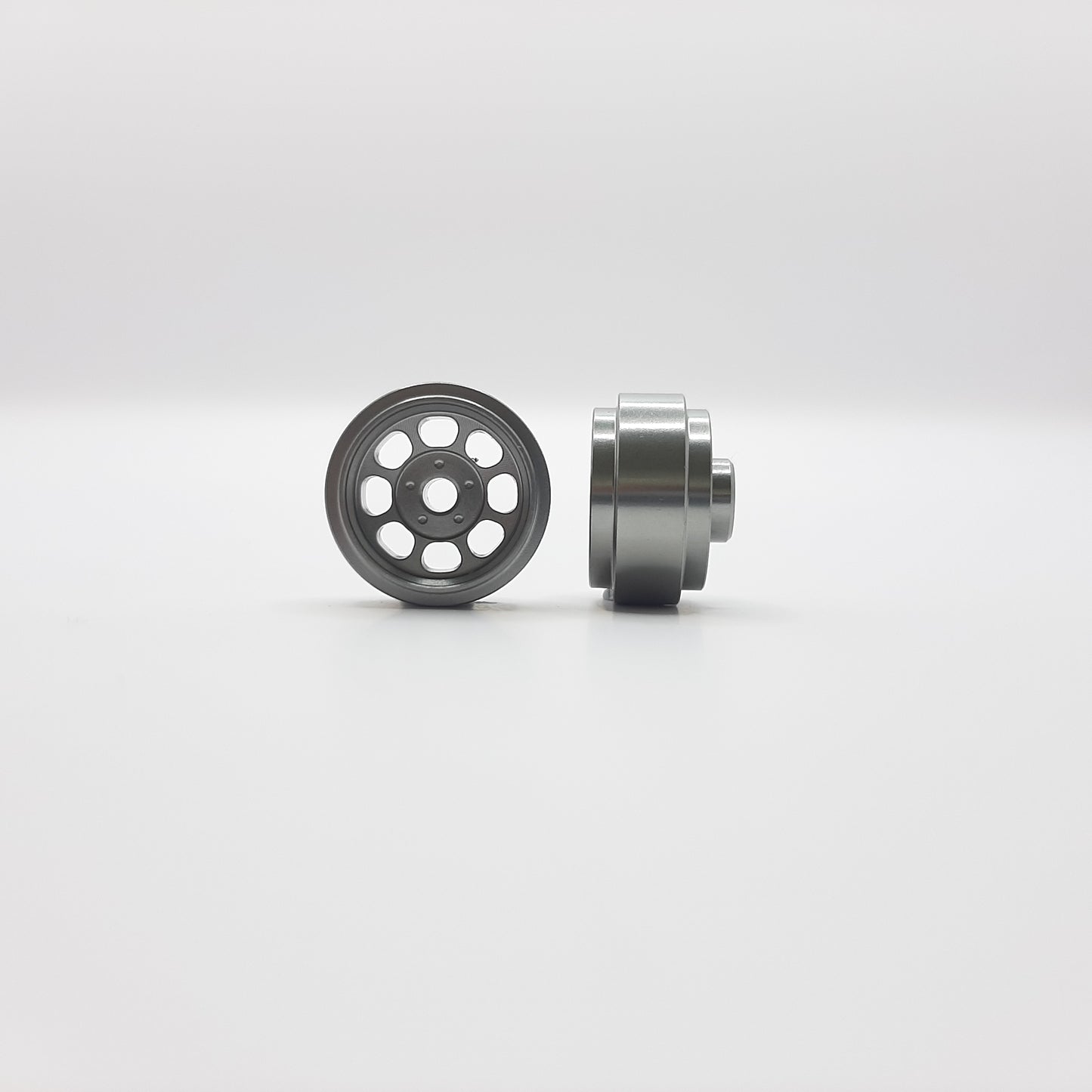 Staffs Slot Cars UK STAFFS82 Staffs Classic 15.8 x 8.5mm Alloy Grey Wheels