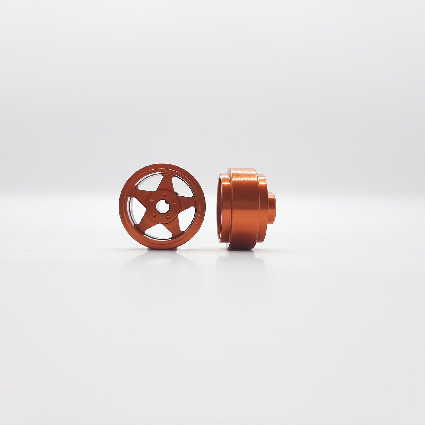 Staffs Slot Cars UK STAFFS129 5 Spoke Orange 15.8 x 8.5mm Alloy Wheel