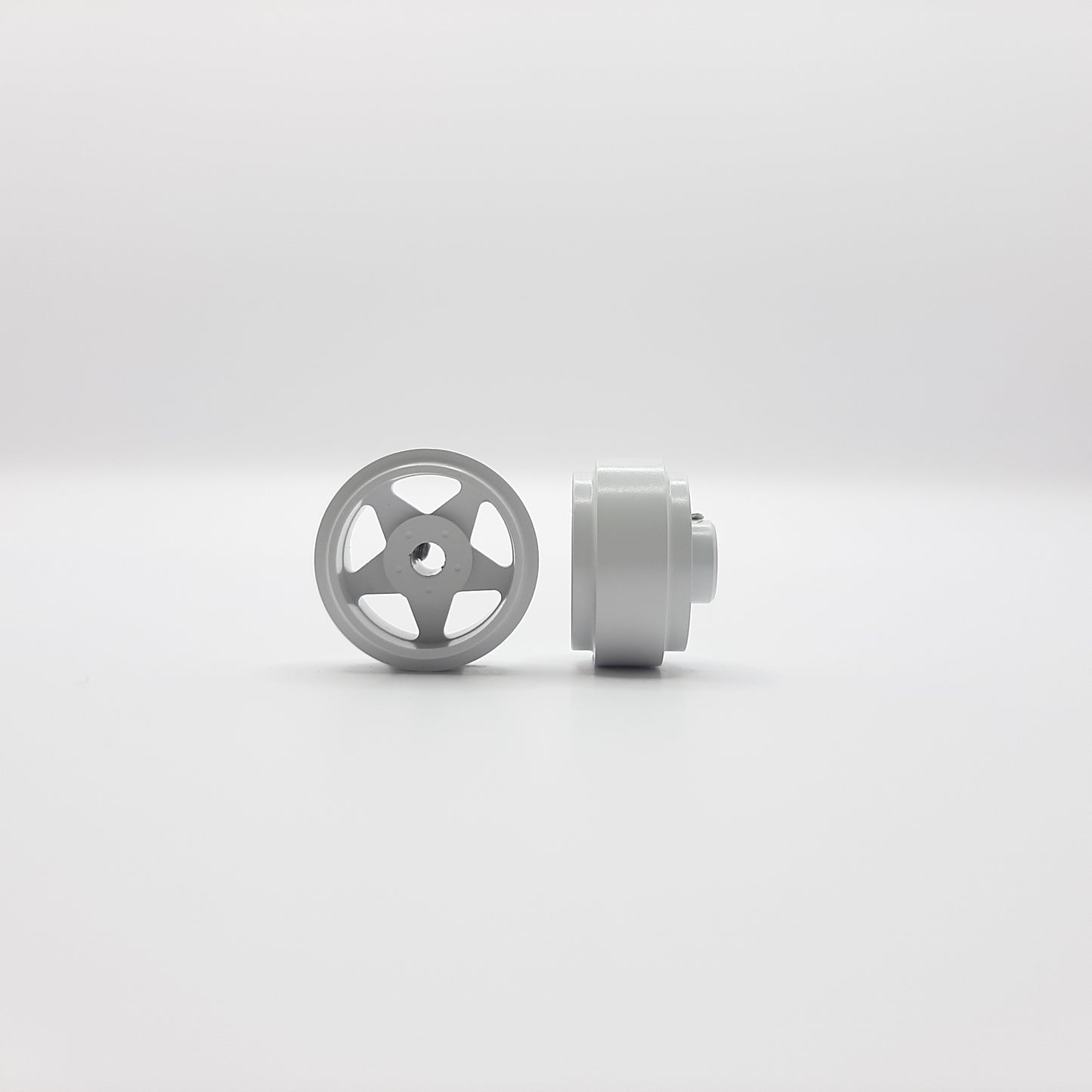 Staffs Slot Cars UK STAFFS89 Staffs 5 Spoke White Alloy Wheels 15.8 x 8.5mm