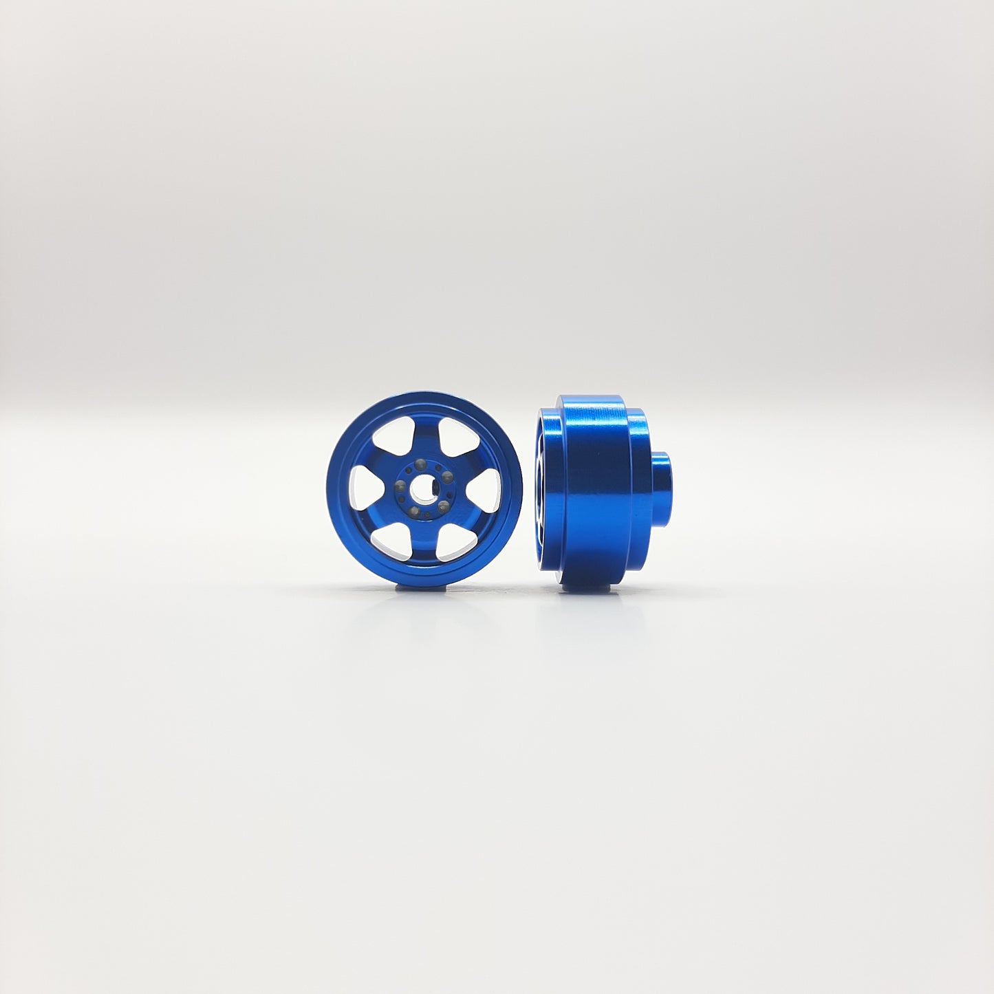 Staffs Slot Cars UK STAFFS194 STAFFS 6 SPOKE 15.8 X 8.5mm Alloy Blue