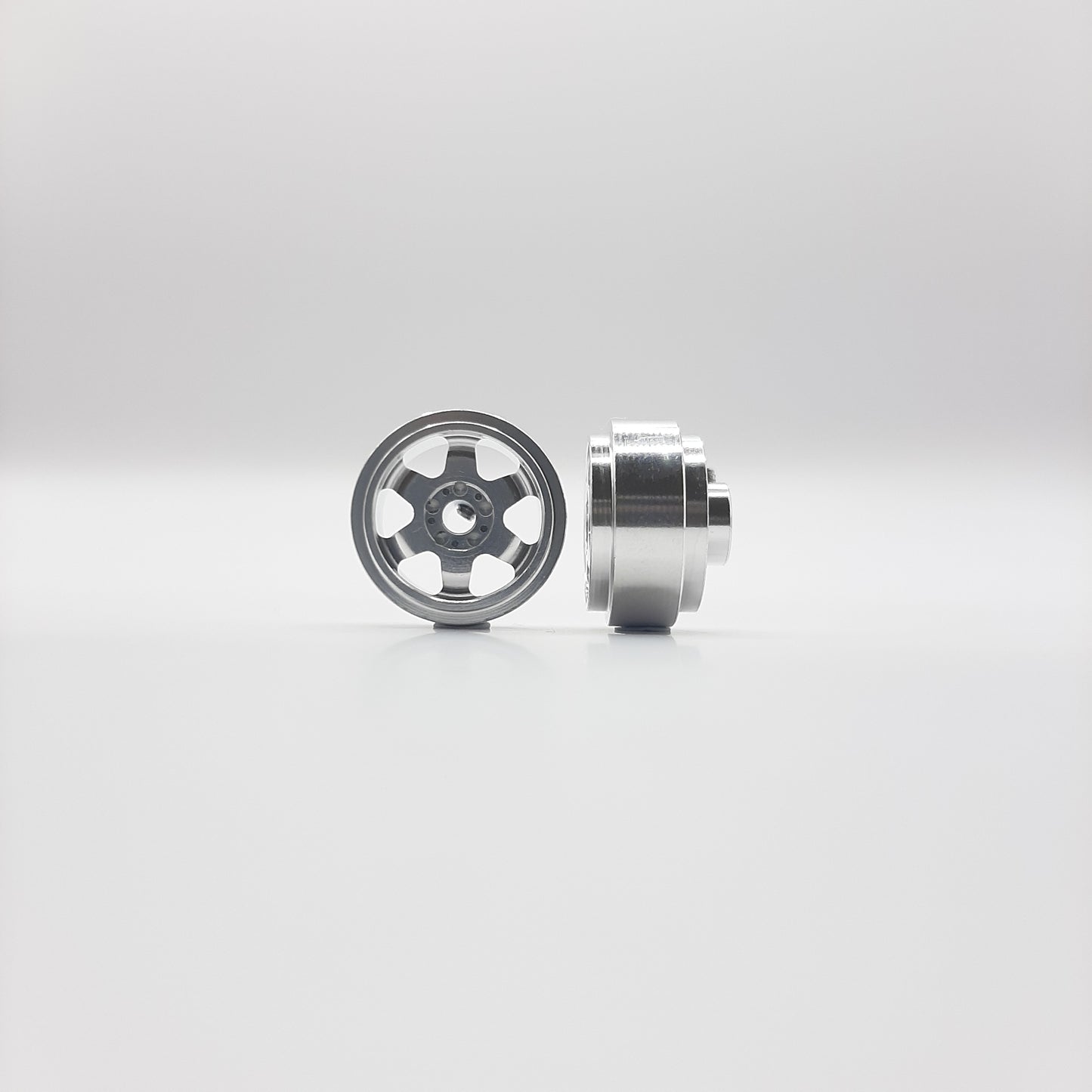 Staffs Slot Cars UK STAFFS191 STAFFS 6 SPOKE 15.8 X 8.5mm Alloy