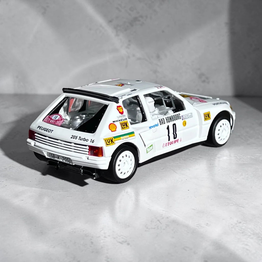SRC 53610 PEUGEOT 205 T16 EVO1 CHRONO "Mouton Montecarlo 1986"