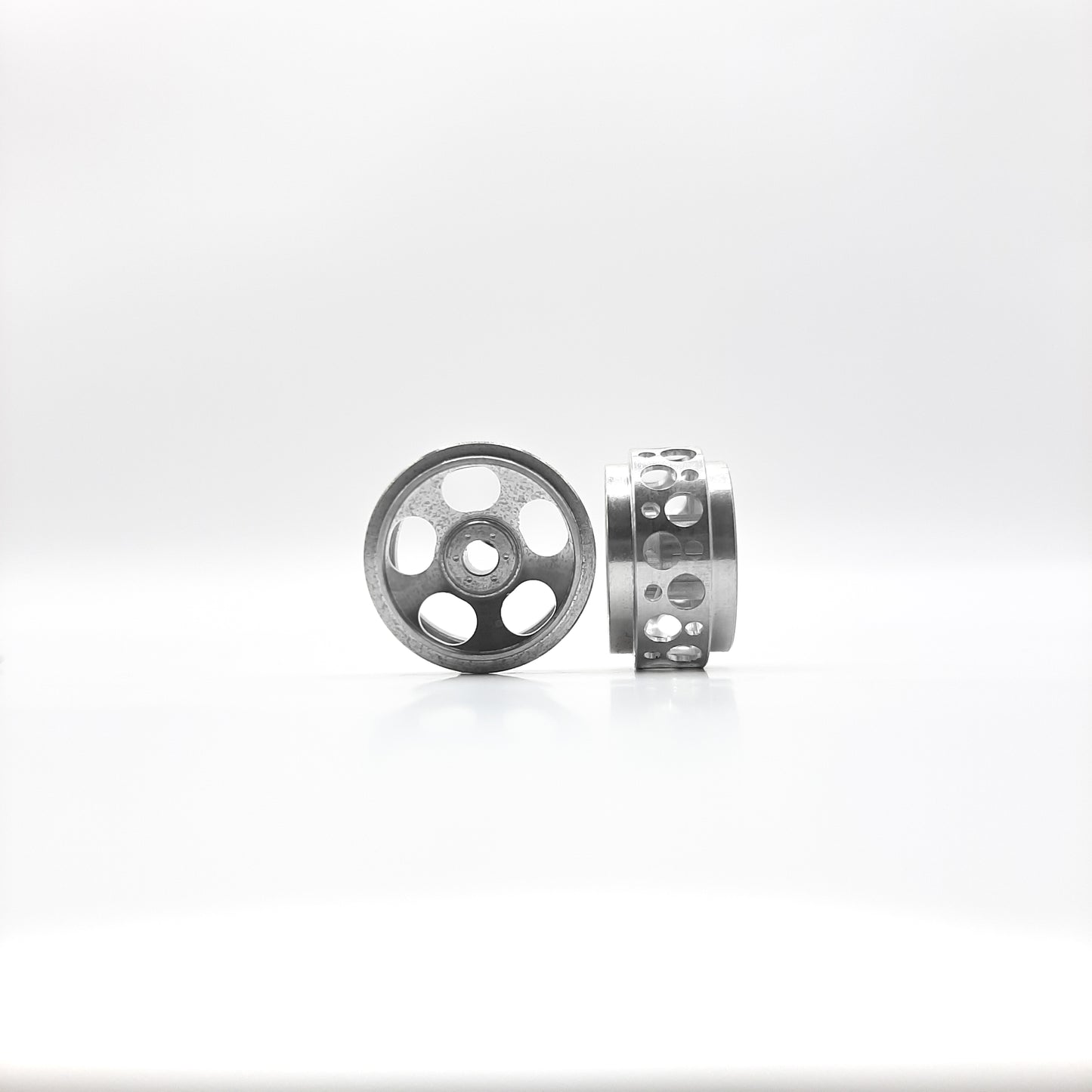 SRS08 MAGNESIUM 5 HOLE 15.8MM X 8.5MM
